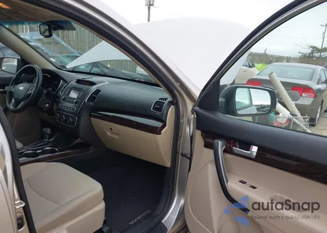 2015 Kia Sorento Lx from USA, damaged, VIN 5XYKTDA6XFG568706